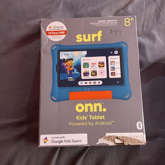 Kids table - Picture 2 of 2